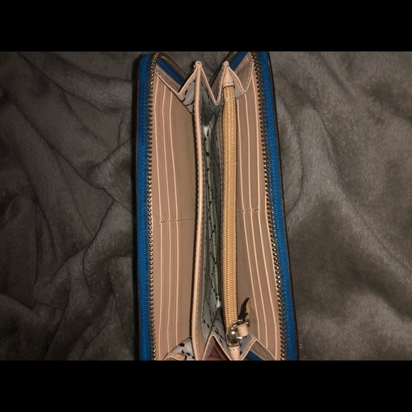 Kate Spade Wallet - Picture 4 of 4